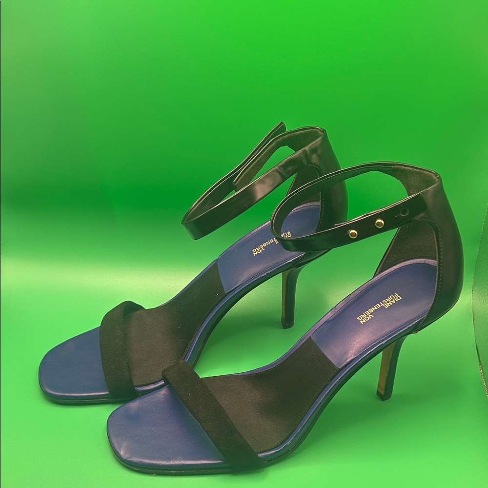 Diane Von Furstenberg  Black Velvet Strappy Women's Heels  Sz 9.5  39.5